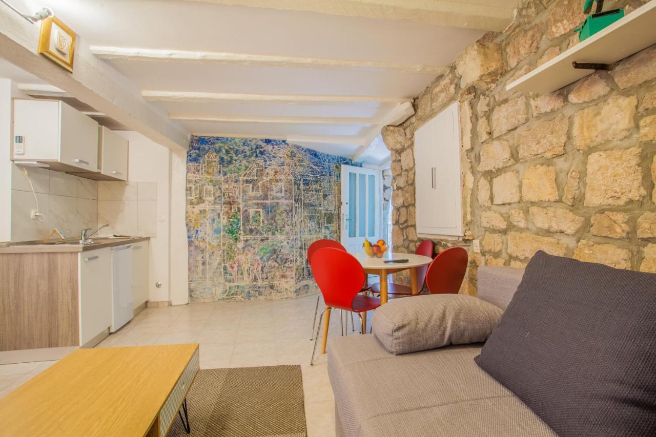Honey Art Apartment Cres Kültér fotó